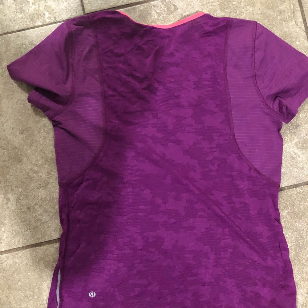 Lululemon - Picture 2 of 2